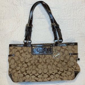 Coach Signature Gallery Tote F14281